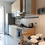 Esperia Attico 아파트 바리
